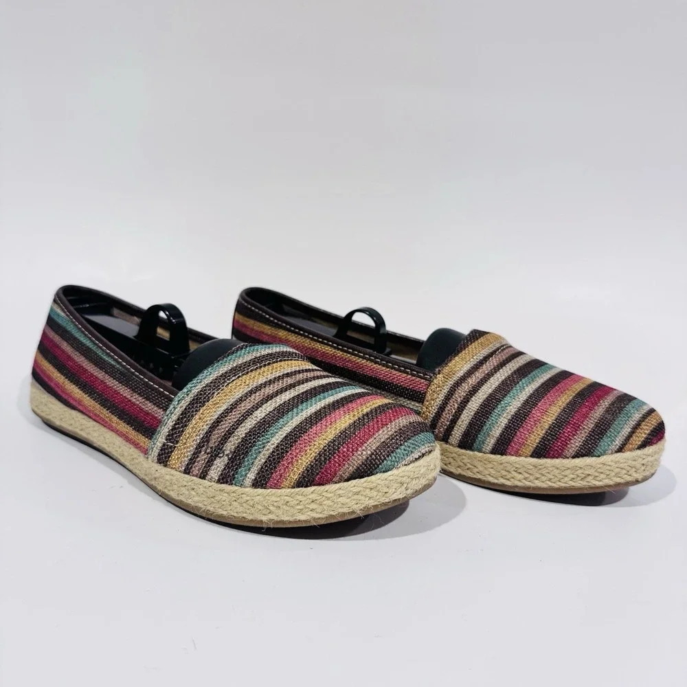 Born Concepts‎ BOC Striped Espadrille Flats Slip On Shoes Women's Size 8 EUC